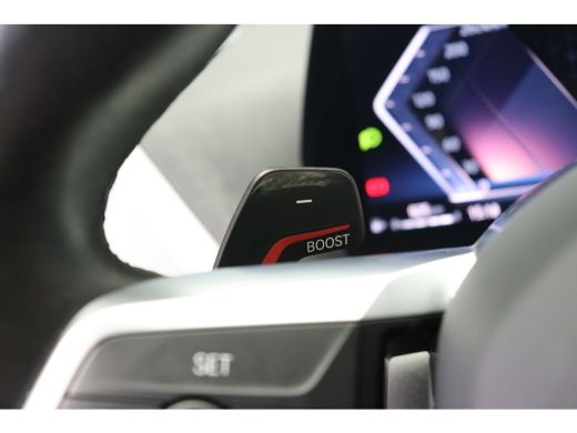 BMW 1 Serie 120 High Executive M Sport Automaat / Panoramadak / Sportstoelen / M Adaptief onderstel / Adaptie... ActivLease financial lease