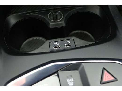 BMW 1 Serie 120 High Executive M Sport Automaat / Panoramadak / Sportstoelen / M Adaptief onderstel / Adaptie... ActivLease financial lease