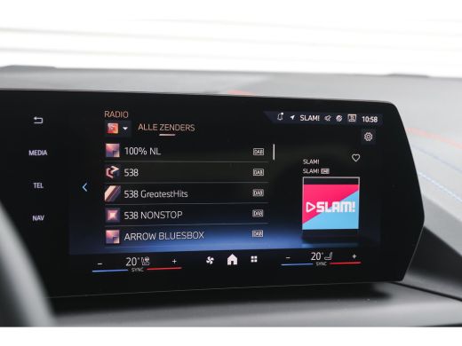 BMW 2 Serie 220 High Executive M Sport Automaat / Panoramadak / Sportstoelen / M Adaptief onderstel / Comfort... ActivLease financial lease