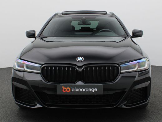 BMW 5 Serie Touring 520i Business Edition Plus 184PK AUT8 M-Sport, Pano-Schuifdak, Laser-LED Koplampen, Stoel... ActivLease financial lease