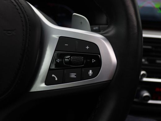 BMW 5 Serie Touring 520i Business Edition Plus 184PK AUT8 M-Sport, Pano-Schuifdak, Laser-LED Koplampen, Stoel... ActivLease financial lease