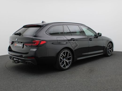 BMW 5 Serie Touring 520i Business Edition Plus 184PK AUT8 M-Sport, Pano-Schuifdak, Laser-LED Koplampen, Stoel... ActivLease financial lease