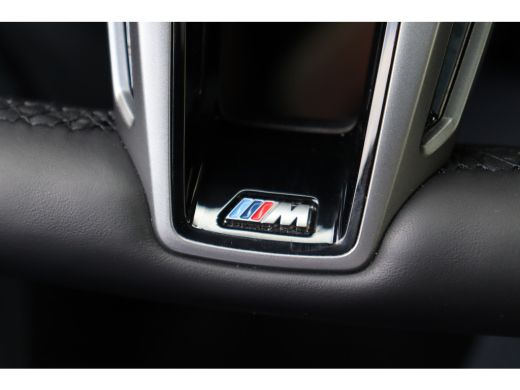 BMW 5 Serie Touring 530e M Sport Automaat / Panoramadak / Trekhaak / Stoelventilatie / Comfort Access / Adapt... ActivLease financial lease