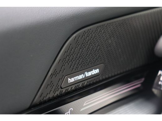 BMW 5 Serie Touring 530e M Sport Automaat / Panoramadak / Trekhaak / Stoelventilatie / Comfort Access / Adapt... ActivLease financial lease