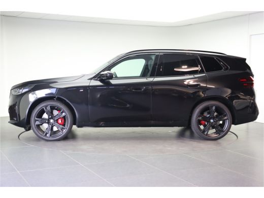 BMW X3 M50 xDrive M Sport / Panoramadak / Trekhaak / Sportstoelen / Stoelventilatie / Parking Assistant ... ActivLease financial lease
