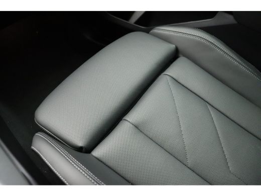 BMW X3 M50 xDrive M Sport / Panoramadak / Trekhaak / Sportstoelen / Stoelventilatie / Parking Assistant ... ActivLease financial lease