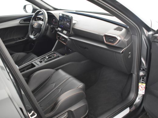 CUPRA Formentor 1.4 e-Hybrid VZ Performance 245pk VZ5 Sport stoelen | Dodehoekdetectie  | App conncet | Navigatie... ActivLease financial lease