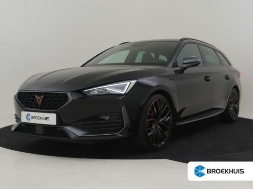 CUPRA Leon Sportstourer VZ e-Hybrid 245pk Trekhaak | Stoelverwarming | Camera | Keyless | Navigatie | App connect | Park ... CUPRA Leon Sportstourer VZ e-Hybrid 245pk Trekhaak | Stoelverwarming | Camera | Keyless | Navigatie | App connect | Park ...