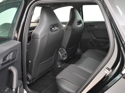 CUPRA Leon Sportstourer VZ e-Hybrid 245pk Trekhaak | Stoelverwarming | Camera | Keyless | Navigatie | App connect | Park ... ActivLease financial lease