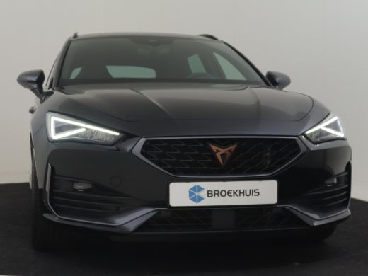 CUPRA Leon Sportstourer VZ e-Hybrid 245pk Trekhaak | Stoelverwarming | Camera | Keyless | Navigatie | App connect | Park ... ActivLease financial lease