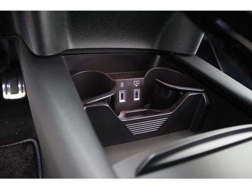 DS No 8 Étoile Absolute Comfort 74 kWh | Airco (automatisch) | Apple Carplay/Android Auto|telefoonintegra... ActivLease financial lease