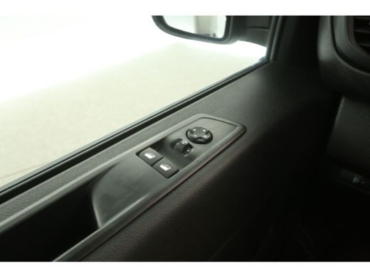 Fiat E-Scudo 75 kWh L3H1 | Elektrisch | EMISSIEVRIJE ZONE | 360 Camera Airco Cruise Carplay Navi 3 Persoons PDC ActivLease financial lease