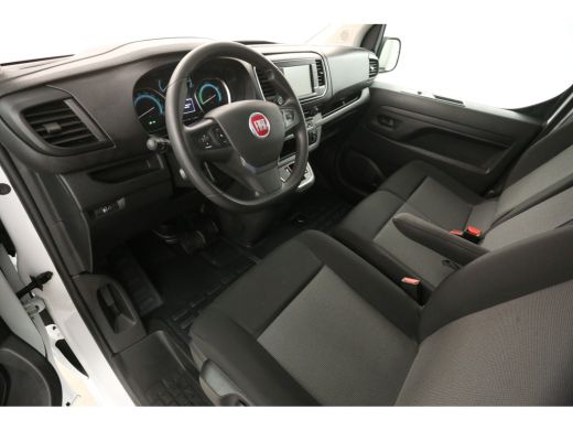 Fiat E-Scudo 75 kWh L3H1 | Elektrisch | EMISSIEVRIJE ZONE | 360 Camera Airco Cruise Carplay Navi 3 Persoons PDC ActivLease financial lease