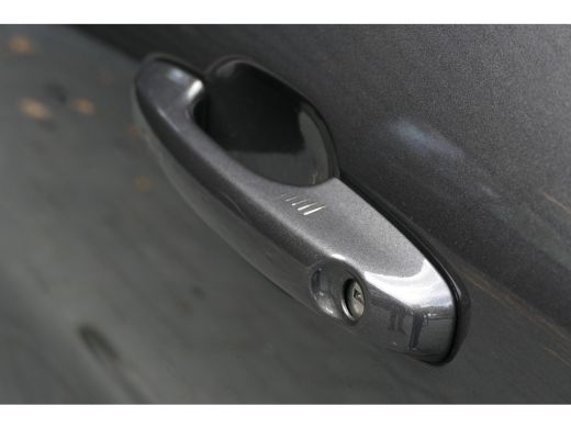 Ford Kuga 2.5 PHEV 225PK ST-LINE AUTOMAAT / NAVI / CLIMA / LED / PDC / 18" LMV / CAMERA V+A / KEYLESS / BLU... ActivLease financial lease