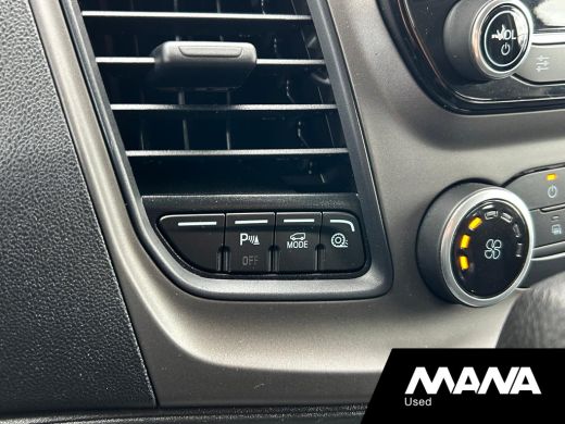 Ford Transit Custom 320 2.0TDCI 130PK L2H1 Automaat Trend DC Airco Trekhaak 6 Zits Cruise Carplay ActivLease financial lease