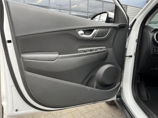 Hyundai Kona 1.6 GDI HEV Fashion | Rijklaarprijs! | Achteruitrijcamera | HUD | Apple Carplay/Android Auto | In... ActivLease financial lease