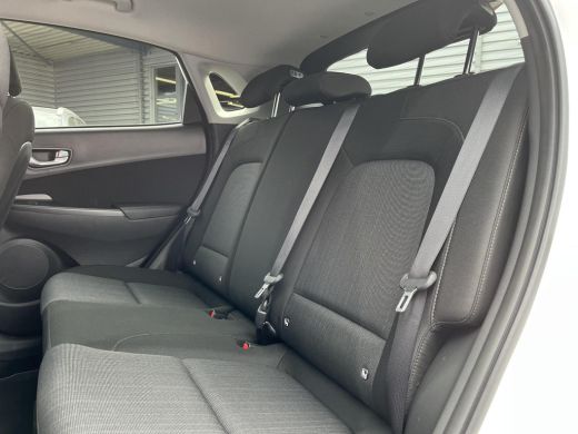 Hyundai Kona 1.6 GDI HEV Fashion | Rijklaarprijs! | Achteruitrijcamera | HUD | Apple Carplay/Android Auto | In... ActivLease financial lease