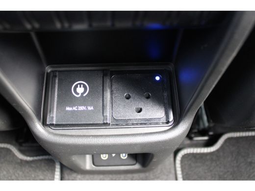 Hyundai Kona Comfort Smart 65.4 kWh | V2L | Warmtepomp | Dodehoek-Detectie | Navigatie | Camera | Adaptive Cru... ActivLease financial lease