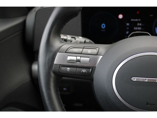 Hyundai Kona Comfort Smart 65.4 kWh | V2L | Warmtepomp | Dodehoek-Detectie | Navigatie | Camera | Adaptive Cru... ActivLease financial lease