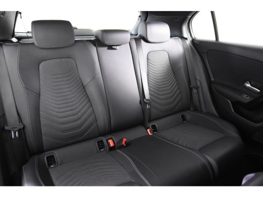 Mercedes-Benz A-Klasse 180 *1ste Eigenaar*Navigatie*PDC* ActivLease financial lease