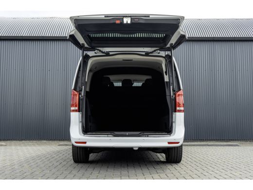Mercedes-Benz V-Klasse V300 | 4Matic | XL | 5-Zits | MBux | LED | ILS | Burmester | 2x Elec Schuifdeur | 360° Camera | N... ActivLease financial lease