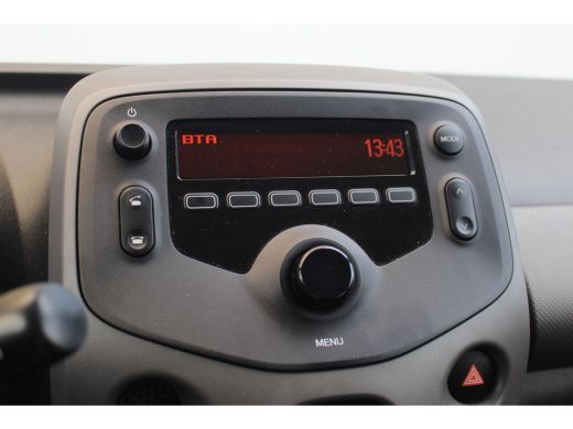 Peugeot 108 1.0 e-VTi Active | Airco | Elek. Spiegels | Elek. Ramen | Bluetooth | Leder Stuurw. | Airco | Ele... ActivLease financial lease