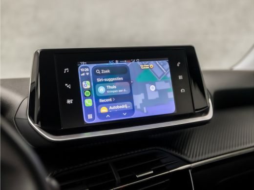 Peugeot 2008 1.2 PureTech Sport (APPLE CARPLAY, GROOT NAVI, LED KOPLAMPEN, SPORTSTOELEN, LANE ASSIST, CRUISE, ... ActivLease financial lease