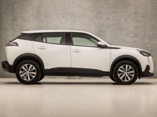 Peugeot 2008 1.2 PureTech Sport (APPLE CARPLAY, GROOT NAVI, LED KOPLAMPEN, SPORTSTOELEN, LANE ASSIST, CRUISE, ... ActivLease financial lease