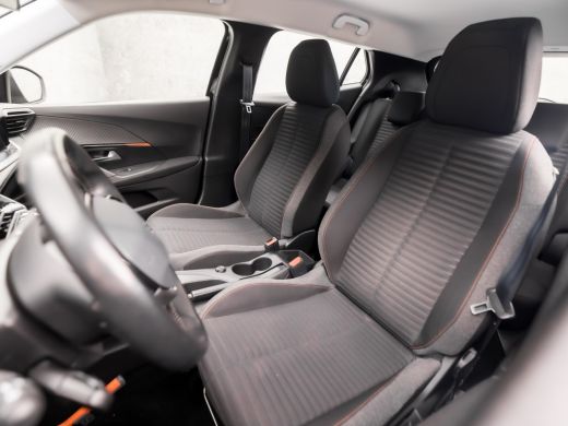 Peugeot 2008 1.2 PureTech Sport (APPLE CARPLAY, GROOT NAVI, TREKHAAK, PARKEERSENSOREN, SPORTSTOELEN, CRUISE, L... ActivLease financial lease