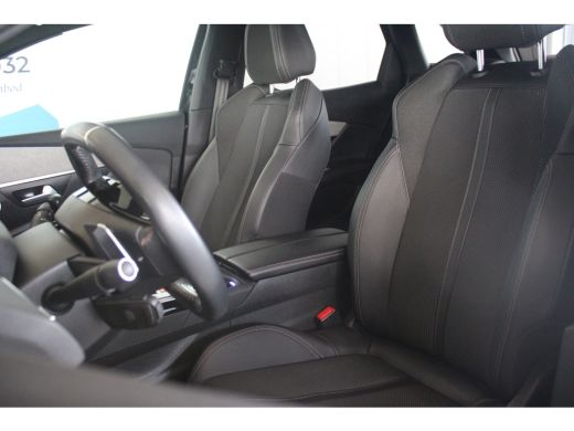 Peugeot 3008 1.2 Turbo 130-PK EAT8 AUTOMAAT GT PARKEERCAMERA | STOELVERWARMING | NAVI | CARPLAY | ADAPTIVE CRU... ActivLease financial lease