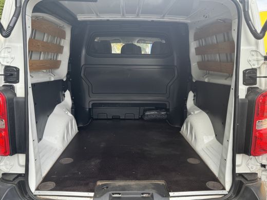 Peugeot Expert 2.0 BlueHDI 120 Long Premium DC 6 Persoons! | 2 Schuifdeuren | getint glas | Bluetooth | Airco | ... ActivLease financial lease