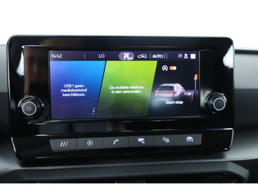 Seat Leon 1.0 TSI Reference | Navi By App | Airco | Cruise Control | LED | DAB | Lichtmetalen Velgen ActivLease financial lease