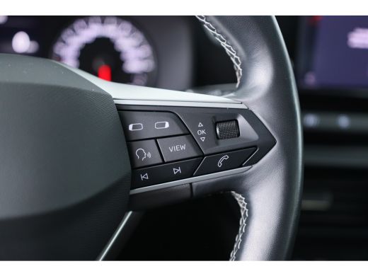 Seat Leon 1.0 TSI Reference | Navi By App | Airco | Cruise Control | LED | DAB | Lichtmetalen Velgen ActivLease financial lease