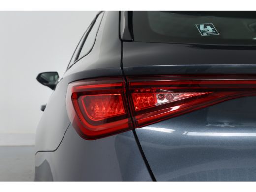 Seat Leon 1.0 TSI Reference | Navi By App | Airco | Cruise Control | LED | DAB | Lichtmetalen Velgen ActivLease financial lease