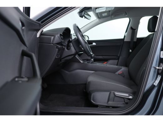 Seat Leon 1.0 TSI Reference | Navi By App | Airco | Cruise Control | LED | DAB | Lichtmetalen Velgen ActivLease financial lease