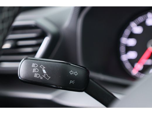 Seat Leon 1.0 TSI Reference | Navi By App | Airco | Cruise Control | LED | DAB | Lichtmetalen Velgen ActivLease financial lease