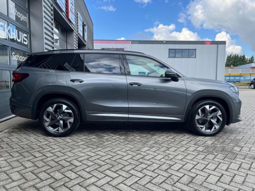Skoda Kodiaq 1.5 TSI iV PHEV 204 pk Sportline Business | Trekhaak | A-uitrijcamera | Stoel verwarming | ActivLease financial lease