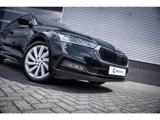 Skoda Octavia Combi 1.4 TSI iV PHEV Business Edition | Full LED koplampen | Trekhaak uitklapbaar | Voorstoelen ... ActivLease financial lease