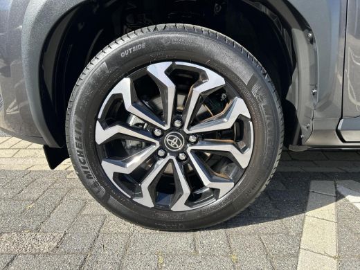 Toyota Yaris Cross 1.5 Hybrid 115 First Edition (Inclusief Comfortpack!) ActivLease financial lease