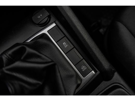 Volkswagen Amarok 3.0TDI V6 | X-lang | 5-Persoons | 3T Trekgewicht | Cruise | 4Motion | Airco | Euro 6 ActivLease financial lease