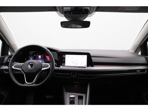 Volkswagen Golf 1.4 eHybrid Style Leder interieur | Panoramadak | Head-Up Display | Achteruitrijcamera | Binnensp... ActivLease financial lease