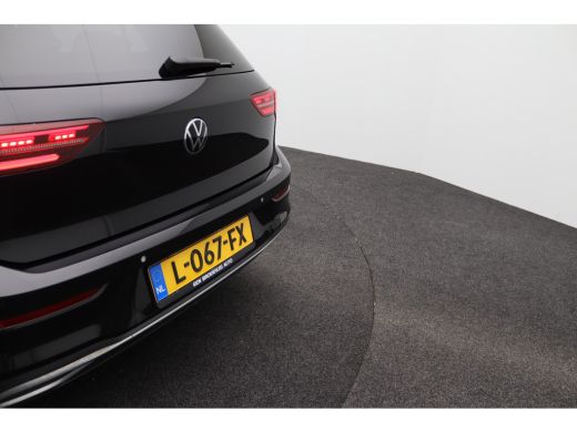 Volkswagen Golf 1.4 eHybrid Style Leder interieur | Panoramadak | Head-Up Display | Achteruitrijcamera | Binnensp... ActivLease financial lease