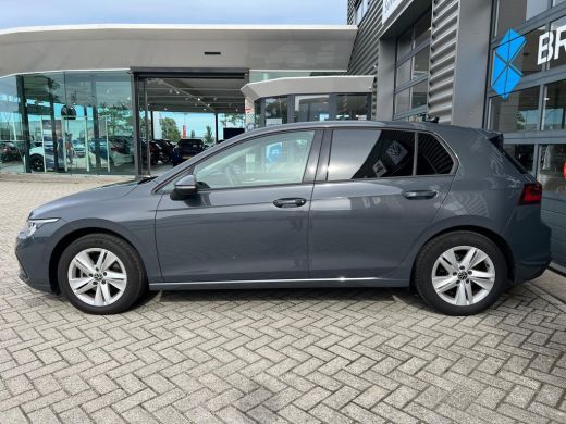 Volkswagen Golf 1.5 TSI 130 pk Life Business | Trekhaak | Led koplampen | Cruise controle adaptief | Dodehoek det... ActivLease financial lease