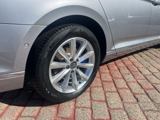 Volkswagen Passat Variant 1.4 TSI PHEV GTE Business | Trekhaak | PHEV | A. Camera | Travel Ass. | ActivLease financial lease