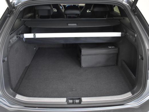 Volkswagen Passat Variant 1.5 eHybrid R-Line Edition 272pk | Trekhaak | Adaptief cruise control | Dodehoekdetectie ... ActivLease financial lease