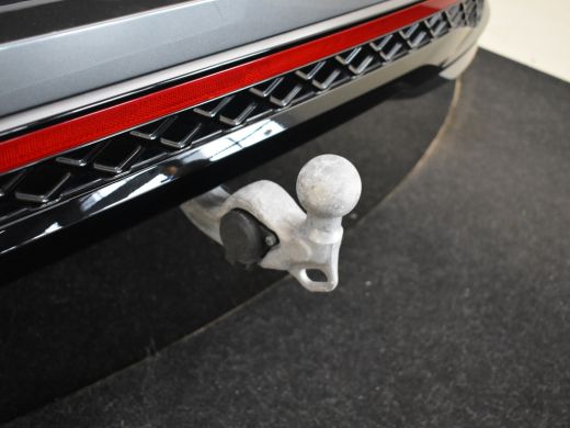 Volkswagen Passat Variant 1.5 eHybrid R-Line Edition 272pk | Trekhaak | Adaptief cruise control | Dodehoekdetectie ... ActivLease financial lease