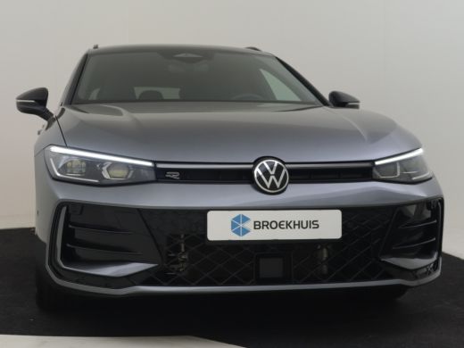 Volkswagen Passat Variant 1.5 eHybrid R-Line Edition 272pk Trekhaak | Adaptief cruise control | Dodehoekdetectie | ... ActivLease financial lease