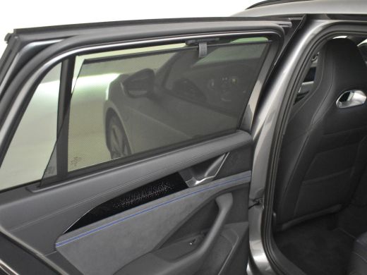 Volkswagen Passat Variant 1.5 eHybrid R-Line Edition 272pk | Trekhaak | Adaptief cruise control | Dodehoekdetectie ... ActivLease financial lease