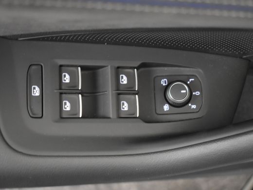 Volkswagen Passat Variant 1.5 eHybrid R-Line Edition 272pk | Trekhaak | Adaptief cruise control | Dodehoekdetectie ... ActivLease financial lease