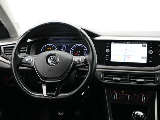 Volkswagen Polo 1.0 TSI 95pk R-line Navigatie Pdc Acc Carplay 298 ActivLease financial lease